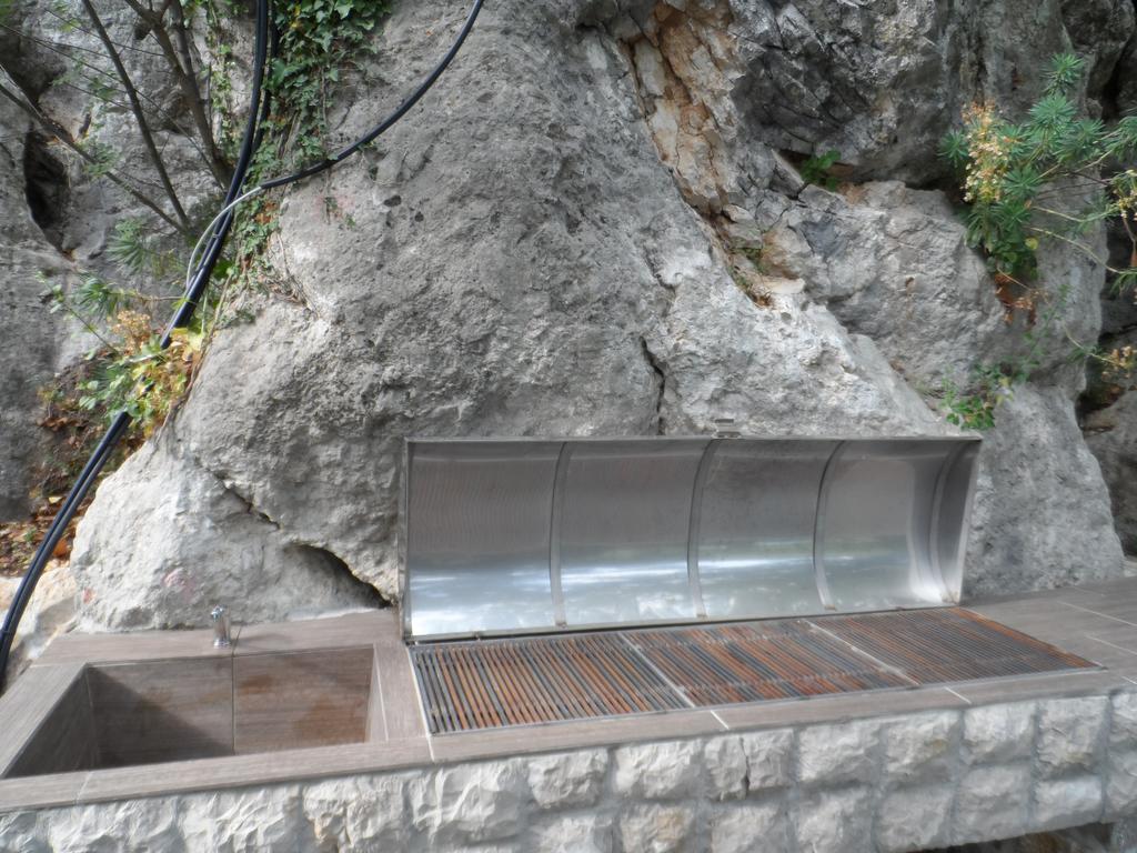 Pataki Guesthouse Petrovac Exteriör bild