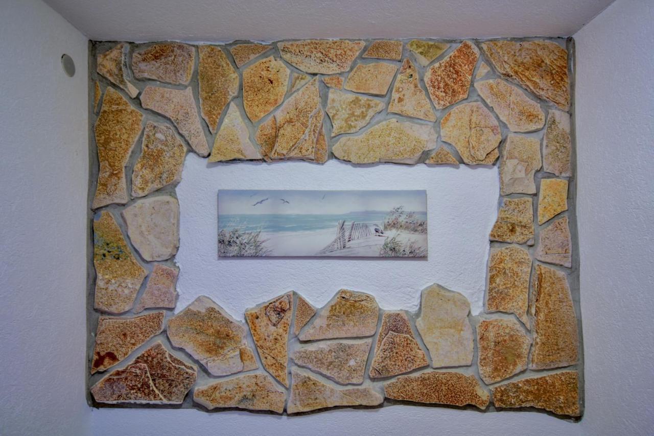 Pataki Guesthouse Petrovac Exteriör bild